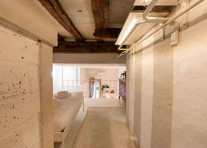 San Niccolo Loft Near Ponte Vecchio * Florenz